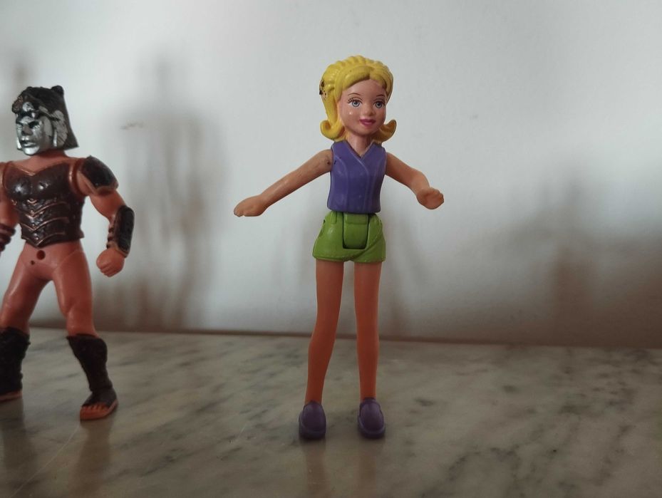 figuras colecionáveis.