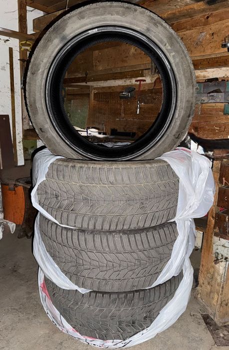 Шини Hankook W330 Winter i*cept evo3 245 45 18