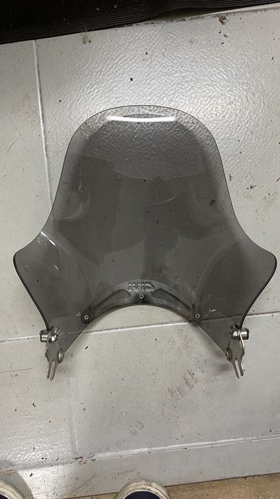 Ecrã frontal Givi