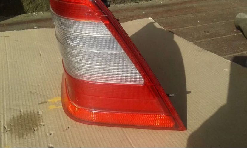 Farolins Mercedes carrinha 220 W202