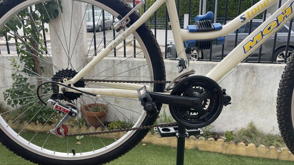 Bicicleta Pasteleira em bom estado