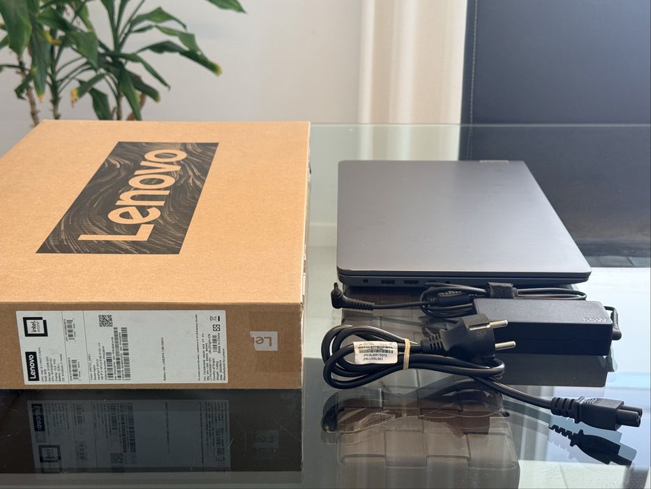 Lenovo IdeaPad 3 i5 11th | 8Gb RAM | 512 GB SSD