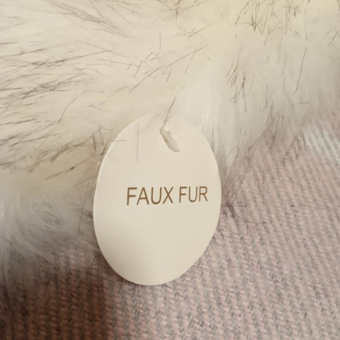 Продам шарф воротник меховой.