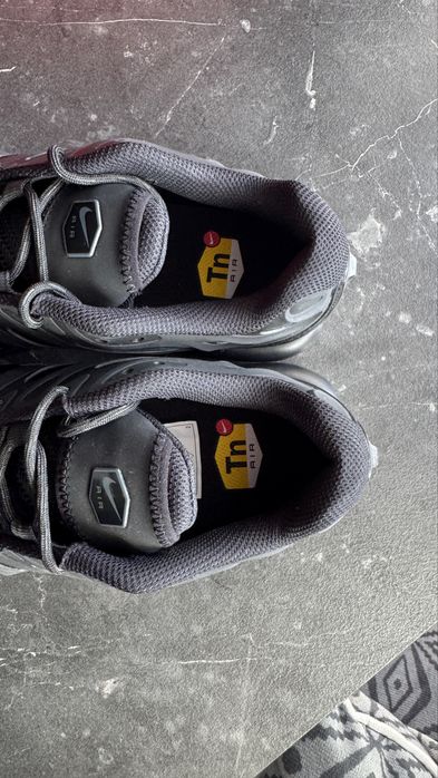 Nike Air Max Plus Drift ‘Triple Black’ | Rozmiar 40 | Nowe, oryginalne