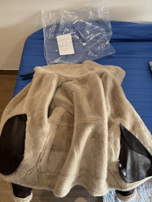 Blusão M Leon Kennedy Resident Evil 4