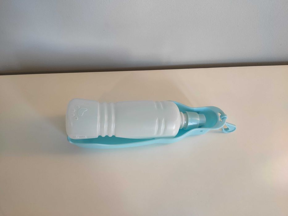Bebedouro portátil/garrafa viagem pet p/ Cães e gatos