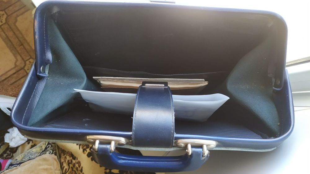 Продаю сумку деловую