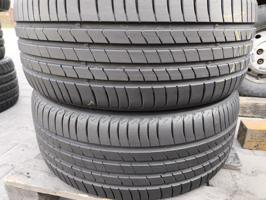 215/45/16 Kumho Ecsta HS51 KOMPLET