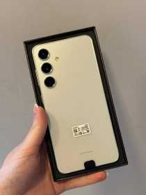 Новый смартфон  Samsung S24 8/128