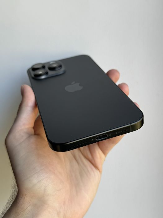iPhone 16 Pro Max 512 Gb Black Titanium Neverlock АКБ 94% Физическая сим