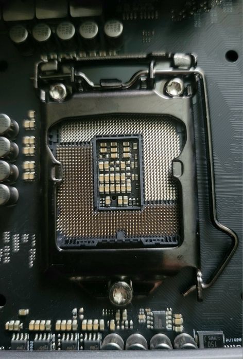 Комплект  ROG Asus Maximus Formula X + Intel Core i9-9900K
8