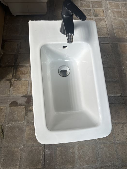 Bidet Catalano z baterią