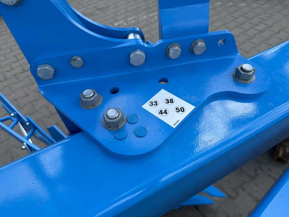 Плуг Lemken Diamant 16 7+1  L100