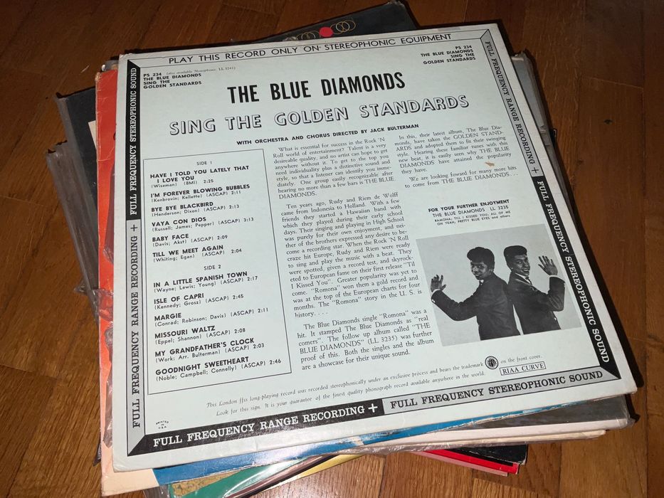 Lp The Blue Diamonds - Golden Standards