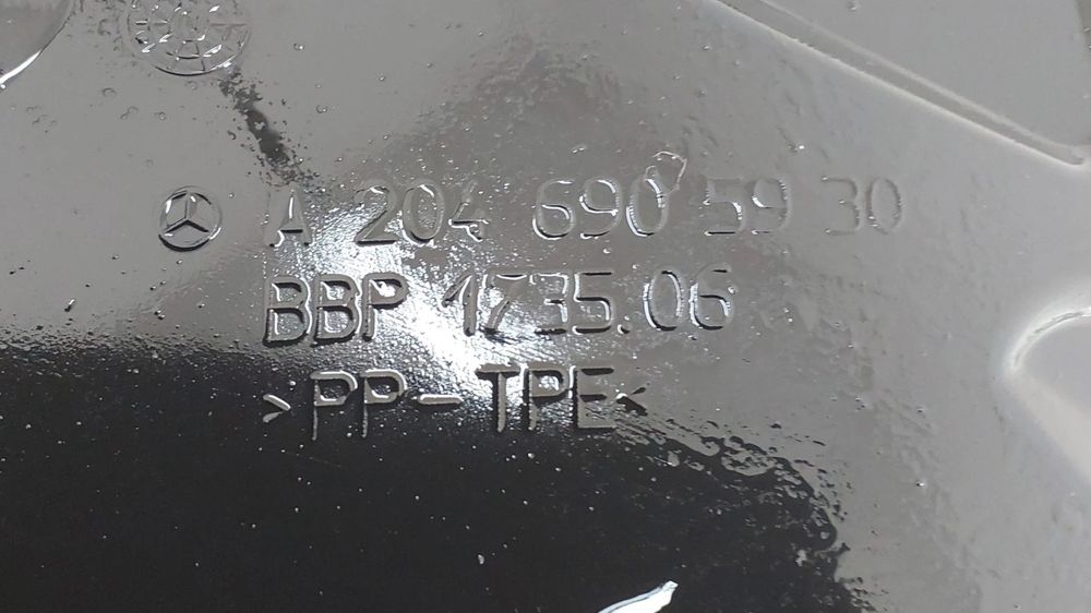 Cava roda frente direita MERCEDES-BENZ Classe C (W204)