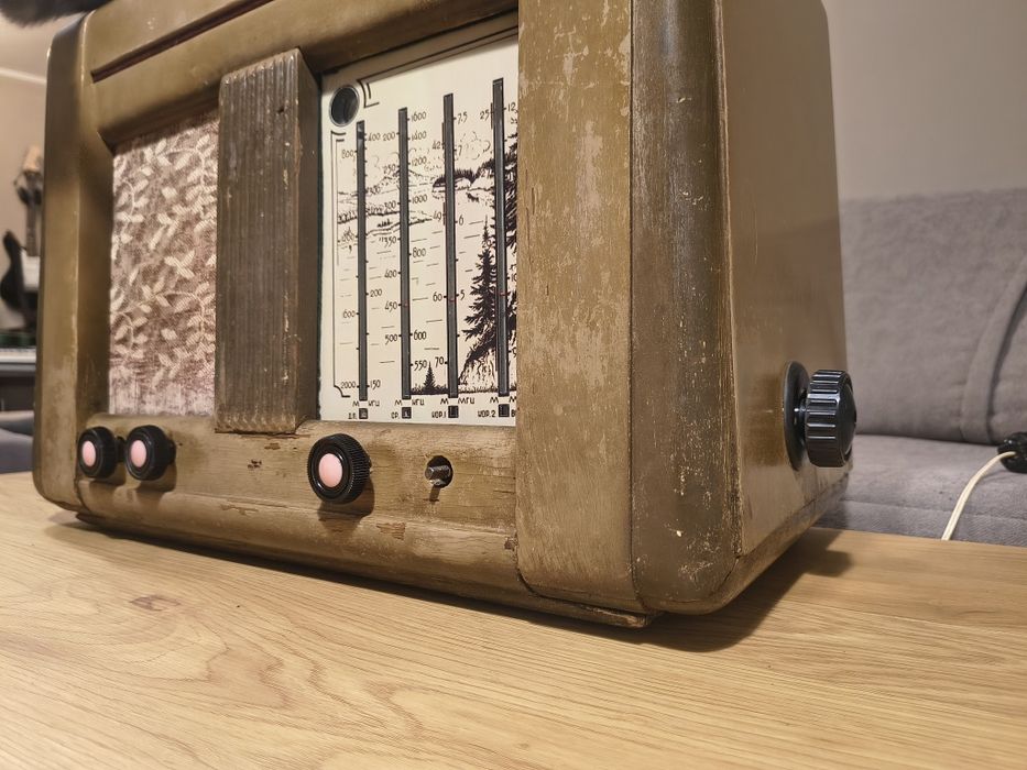 Радіола Урал 52/53
