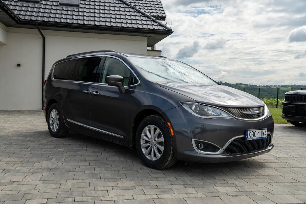 Chrysler Pacifica