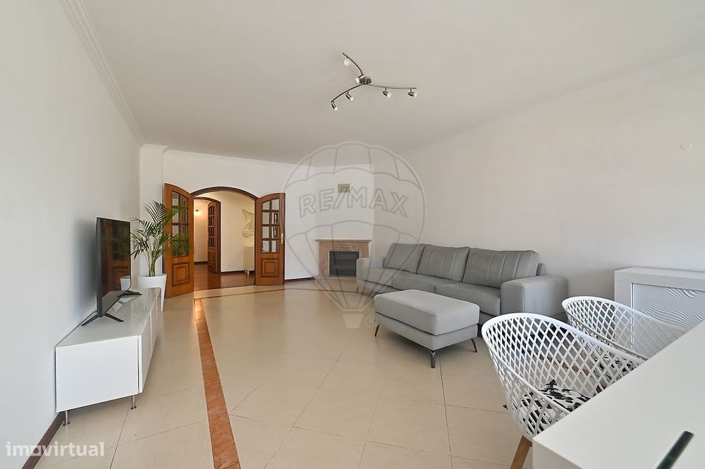 Apartamento T3 para arrendamento