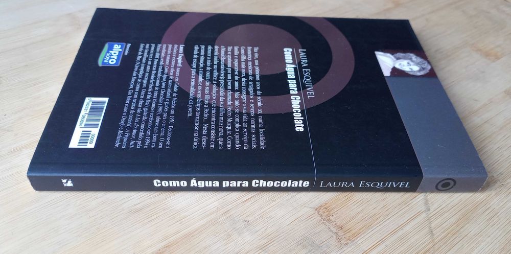 Como Agua Para Chocolate - Laura Esquível
