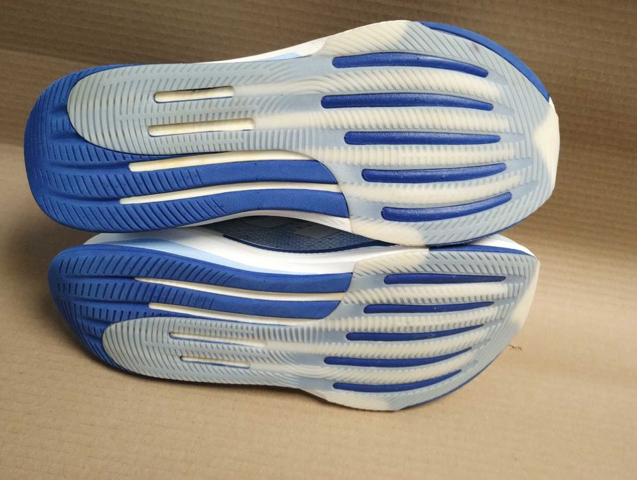 buty sportowe do biegania 44 2/ 3 adidas supernova Prima idealny stan