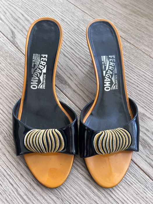 Мюлі Ferragamo р. 37