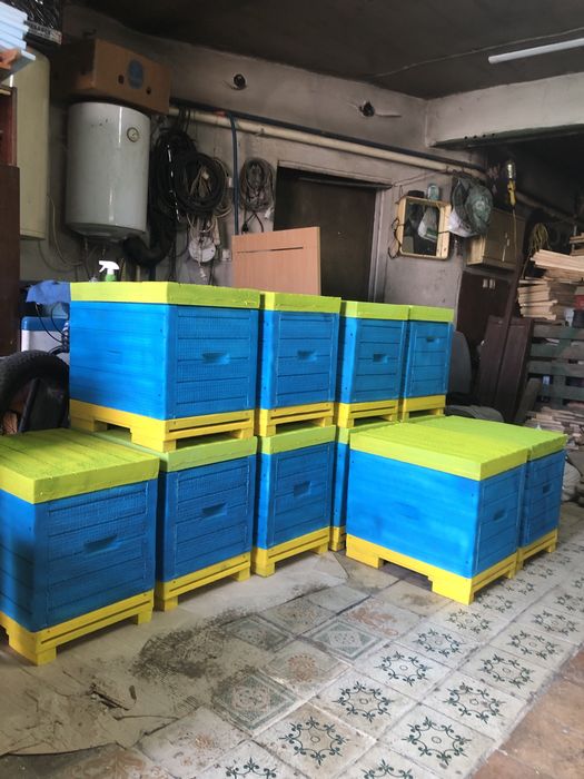 Продам вулики на 12 рамок