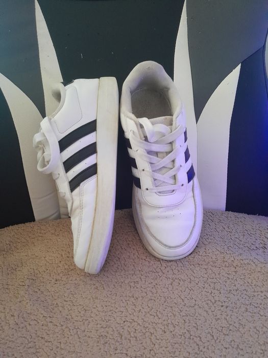 Tenis adidas breaknet