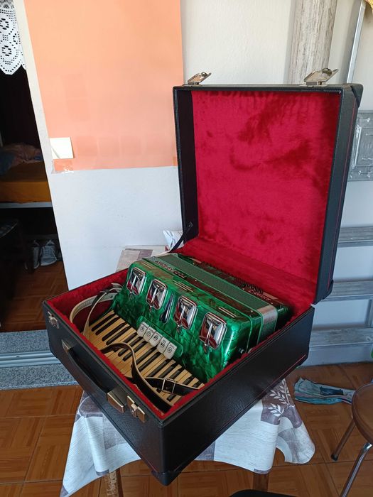RARA RARIEDADE: Acordeom Todeschini Artist 3 – Verde Perolado Impecável!