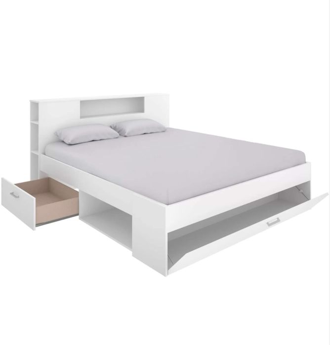 cama de casal com arrumação