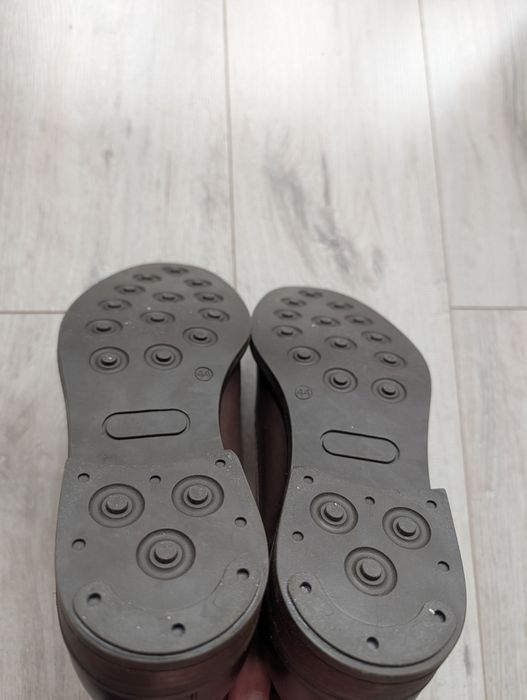Buty Bytom monki 44
