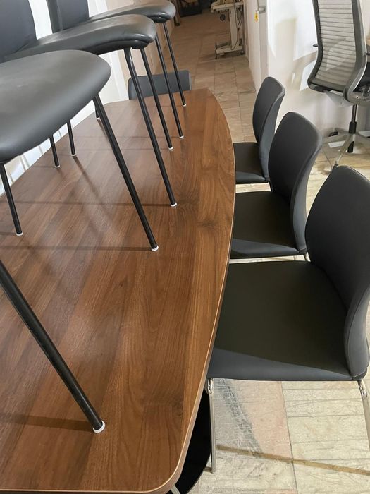 Mesa Escritório com Cadeirões