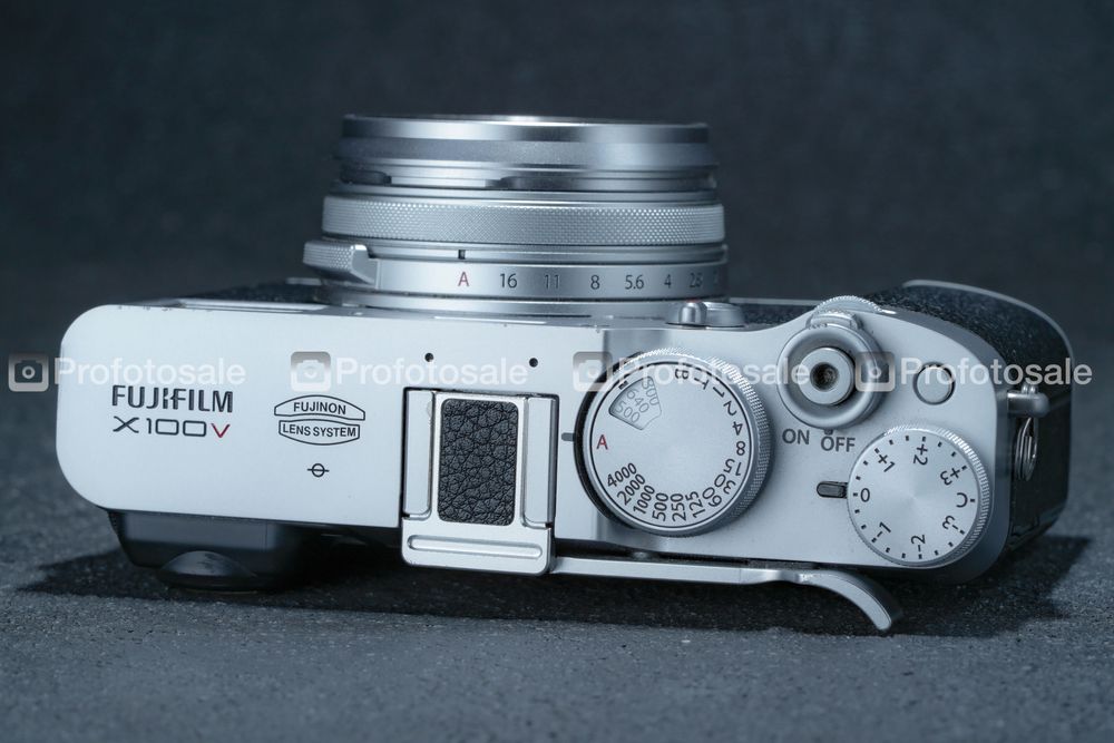 Фотоапарат Fujifilm X100V