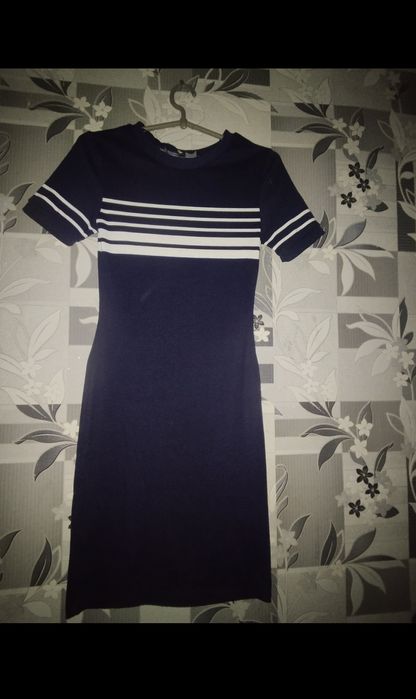 Плаття жіноче. Класне