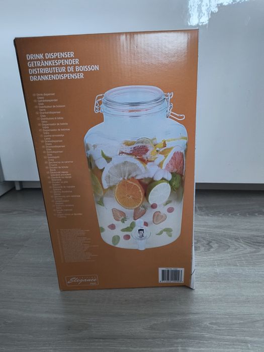 Słoik z kranikiem