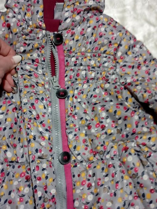 Весняна, демісезонна куртка на дівчинку 12-18 міс.