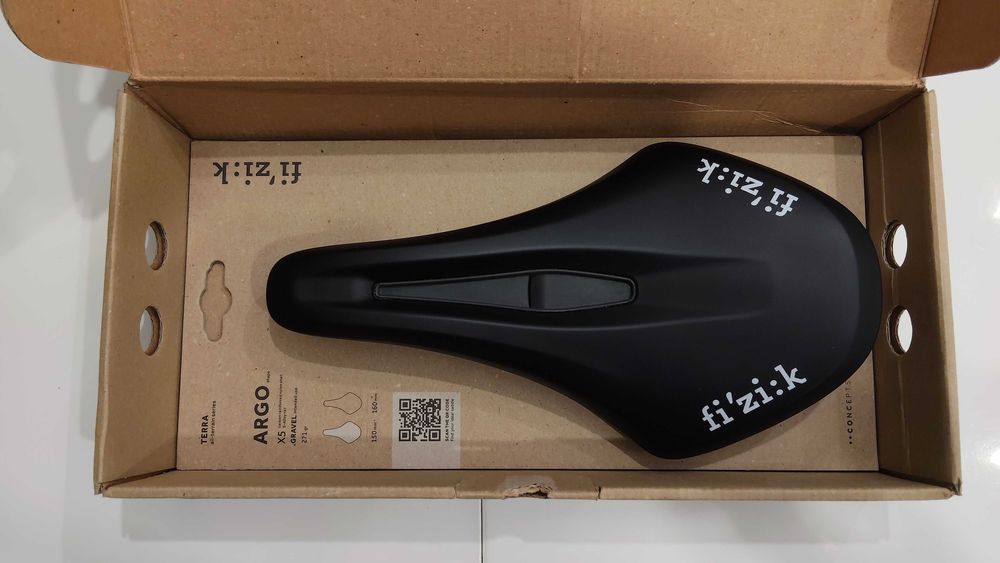 Siodełko FIZIK Terra Argo X5 150mm
