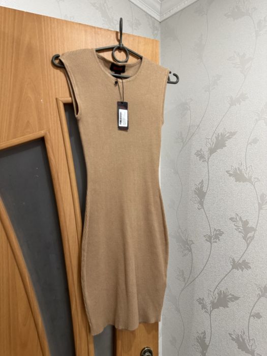 Сукні, лонг, сорочки, піжама