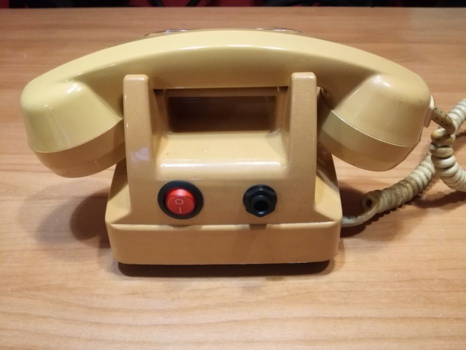 Vintage Telephone / Microphone64741168391042122