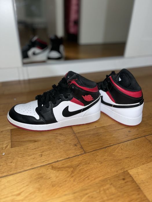 Nike Jordan 1 Mid