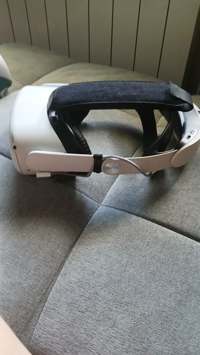 META QUEST 2-128 GB +Dużo dodatków