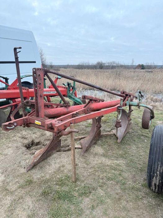 Квернеланд 3-х корпусний Kverneland плуг