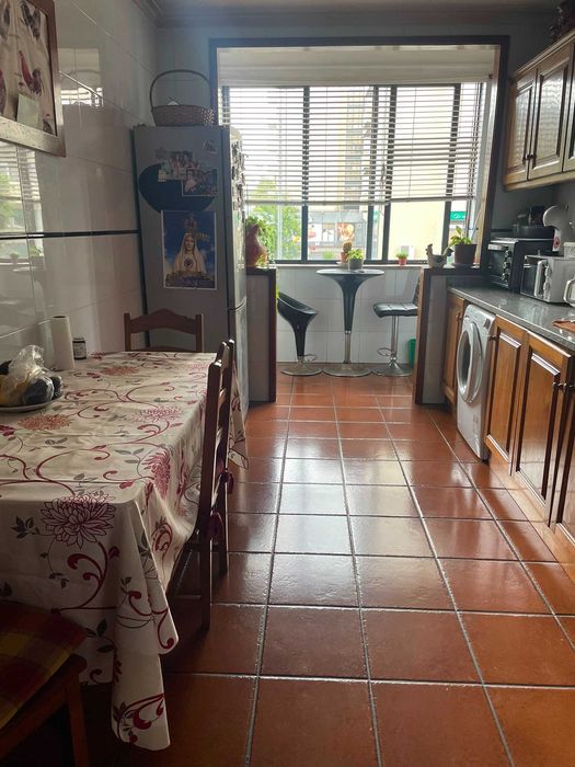Quarto para arrendar