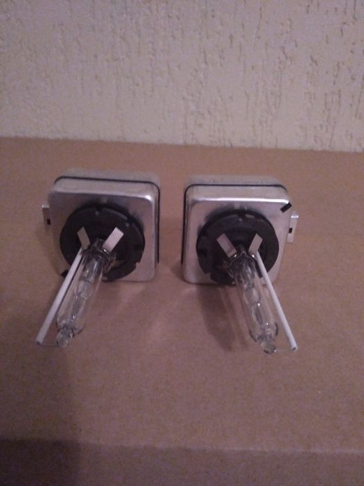 Kit / par Lâmpadas Xénon D1S 35W ( NOVAS )