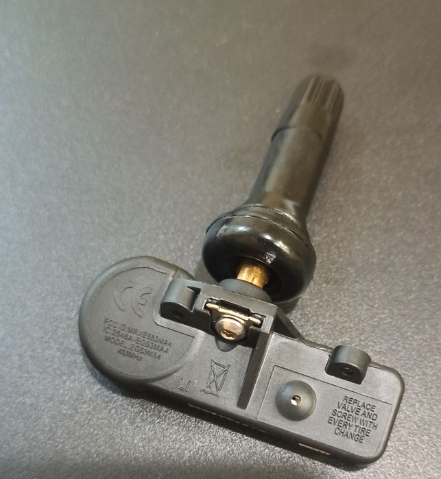 Датчики тиску в шинах Dodge journey