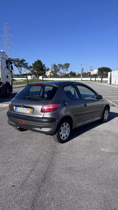 PEUGEOT 106 1.1 gasolina