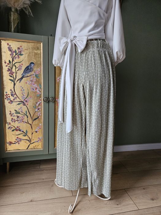 Eleganckie Plisowane Spodnie damskie  Palazzo Szeroka Nogawka na gumce
