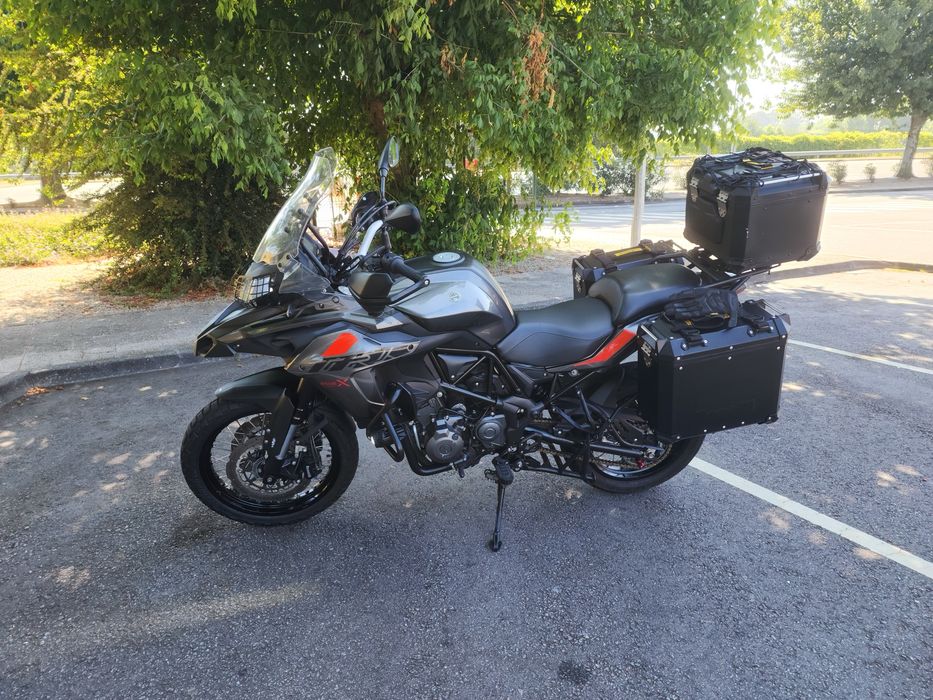 Benelli trk 502x como nova e 2 escapes