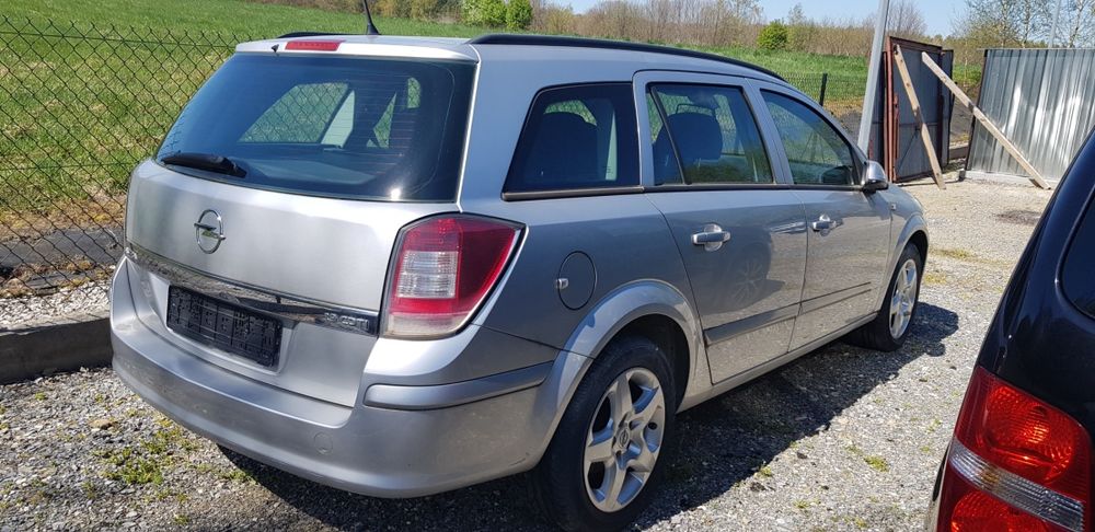 Silnik 1.9 CDTI Opel Astra H combi,  Z-157 całość na części