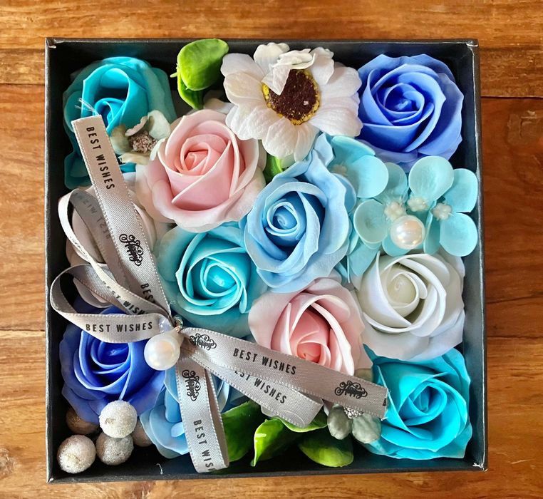 Kwiaty mydlane flowerbox