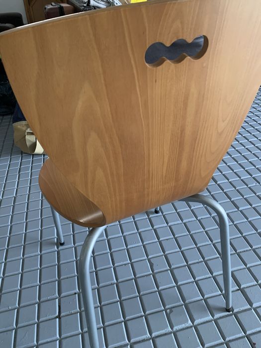 Mesa de cozinha madeira/ vidro c/ 4 cadeiras